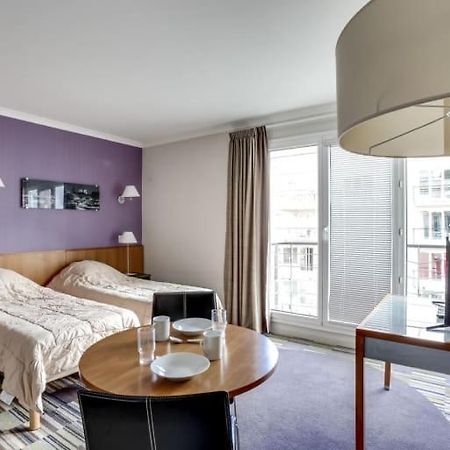 Guestready - Studio Cosy Pres Du Metro Issy-les-Moulineaux Buitenkant foto