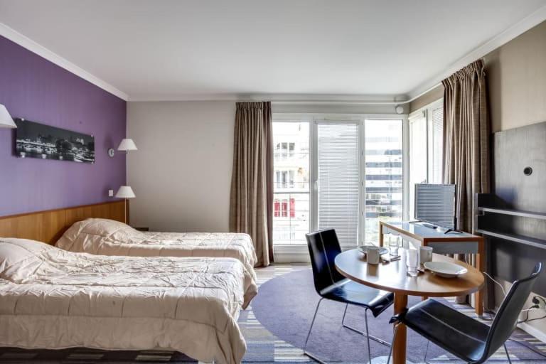 Guestready - Studio Cosy Pres Du Metro Issy-les-Moulineaux Buitenkant foto