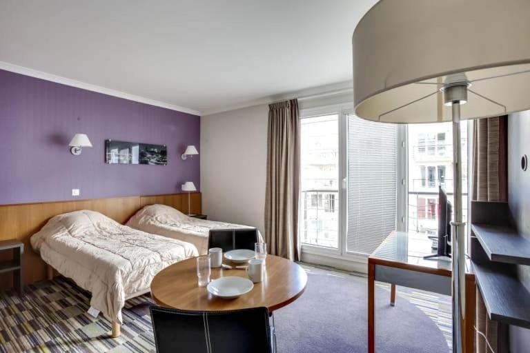 Guestready - Studio Cosy Pres Du Metro Issy-les-Moulineaux Buitenkant foto